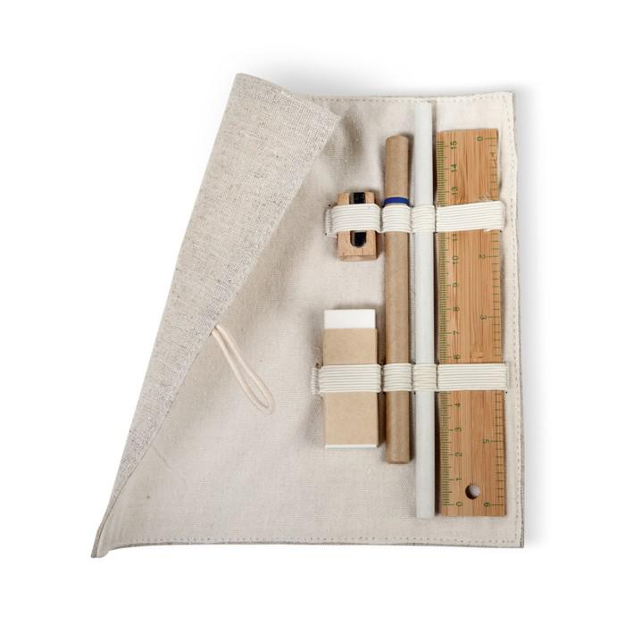 Eko zestaw biurowy – połączenie bawełny, juty, bambusa, drewna, kartonu oraz papieru