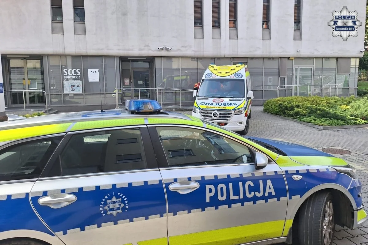 Policjanci z Pyrzowic pomogli w szybkim transporcie ciężko chorego pacjenta - Wiadomości Komenda Powiatowa Policji w Tarnowskich Górach