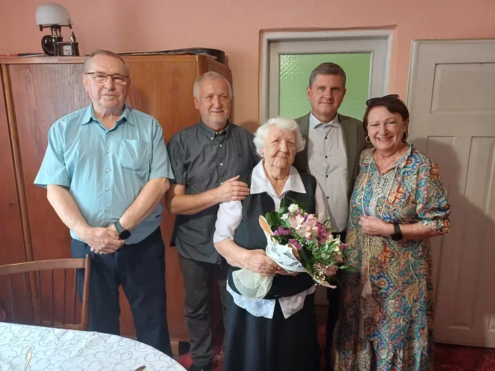 Dziewięćdziesiąt lat i wciąż chęć nauki. W Bibieli świętowano jubileusz