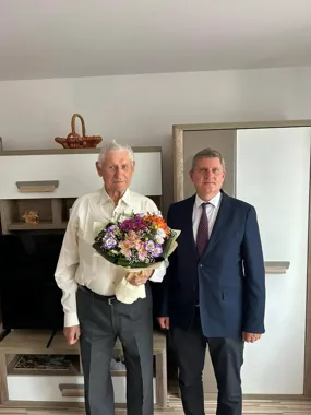 Skończył 90 lat. Nadal osobiście wpuszcza kibiców na mecze Odry