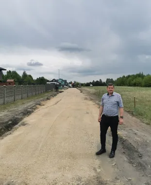 Na kilku ulicach ruszyły naprawy. Kierowcy muszą uważać przy szkole