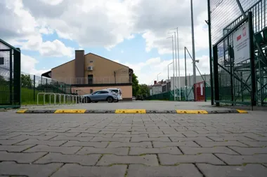 TS Gwarek z nowym sprzętem i progami. Na boiskach będzie bezpieczniej
