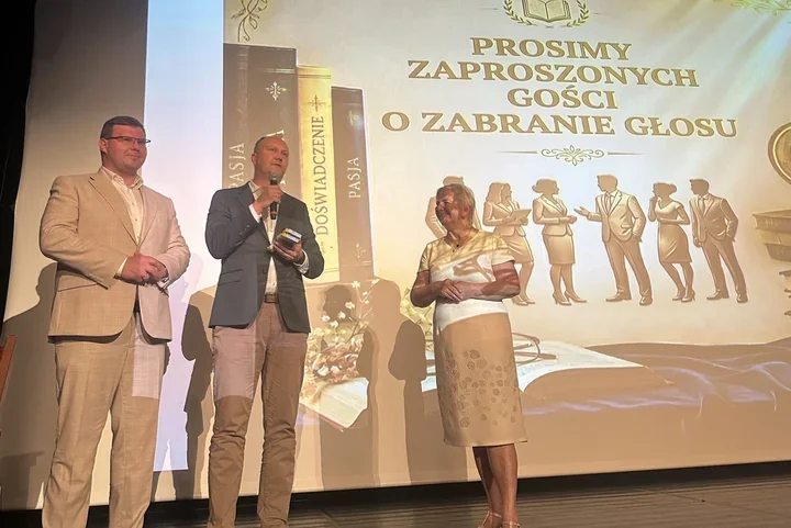 W Tarnowskich Górach rozdano złote trofea. UTW zamknął rok z rozmachem
