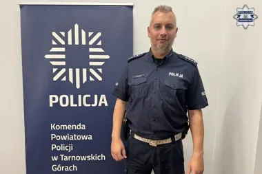 Policjant z Tarnowskich Gór był na wolnym. Ruszył do ofiar zderzenia