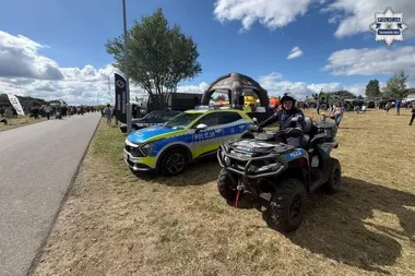 Tarnogórscy policjanci na dwóch wydarzeniach. Rozmowy o bezpieczeństwie i służbie