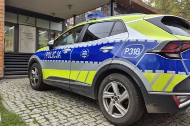 Tarnowskie Góry: policjanci omawiali procedury reagowania na przemoc domową