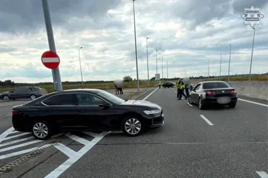 Uciekał przed policją na A1 - strzały zatrzymały 40-latka