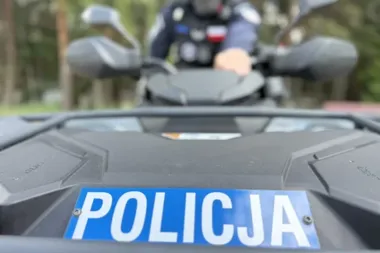 Quad z 700 cm3 zmienia patrole w Kaletach - dociera tam, gdzie radiowóz nie wjedzie