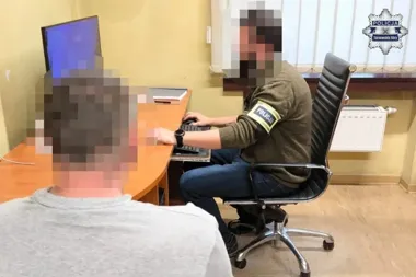 Na kolei podpalał kable - policyjny trop zamknął jesienną sprawę