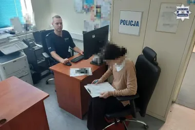 Chciała sprawdzić trzeźwość, a do komisariatu przyjechała autem
