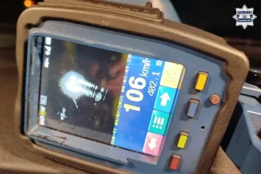 106 km/h w zabudowanym - 21-latka straciła prawo jazdy w Radzionkowie
