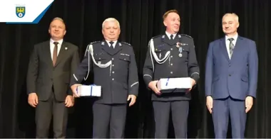 Awansów było 58. Tarnogórska policja świętowała z wyróżnieniami